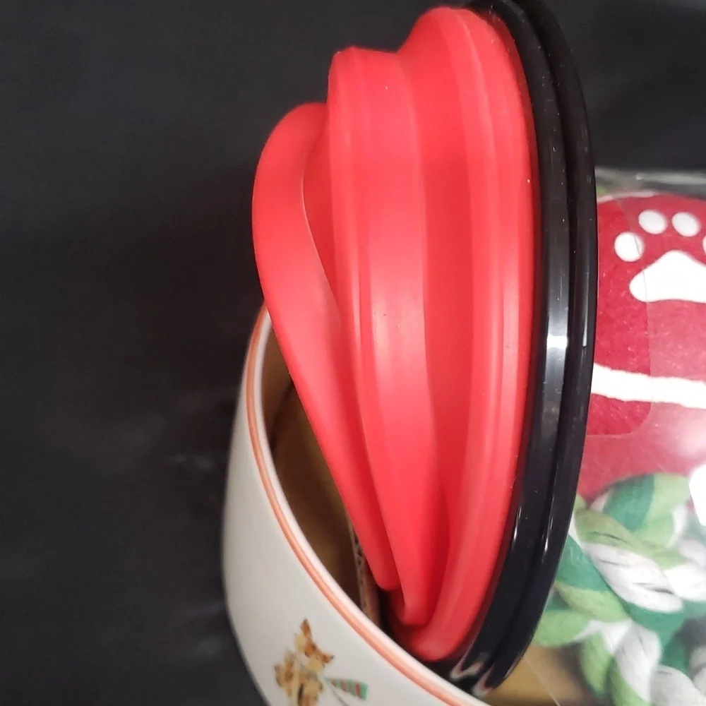 Eccolo NWT Holiday Dog Design Bowl with Collapsible Dish, Toy & Pet Waste Bags